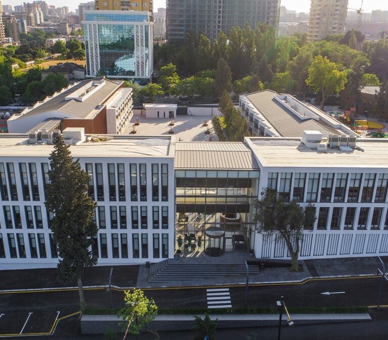 H.Əliyev adına tədris kompleksi